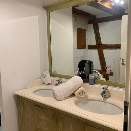 - Chez Josephine * Dambach