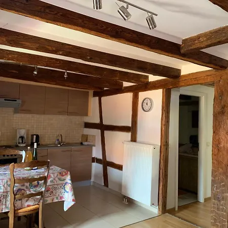 - Chez Josephine Apartmán *