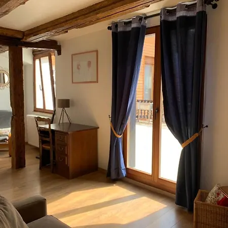 - Chez Josephine شقة Dambach